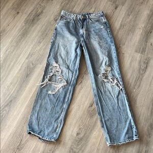&denim Distressed Blue Jeans size 6